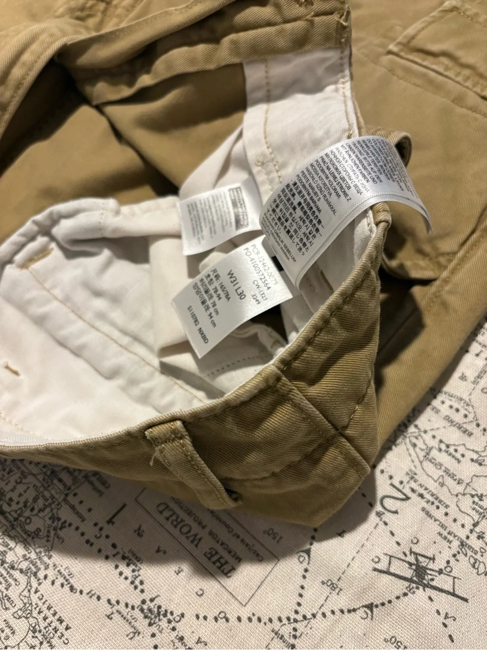 Levi’s Men's Cargo Pants in Tan Brown